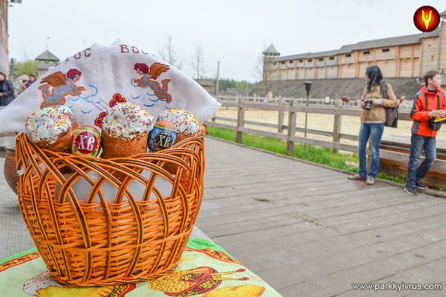Пасха в 'Парке Киевская Русь': рыцарский турнир накануне и веселые развлечения на праздник