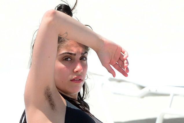 Лурдес Леон