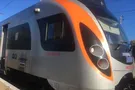 Под Киевом возмущенные пассажиры заблокировали поезда на Харьков