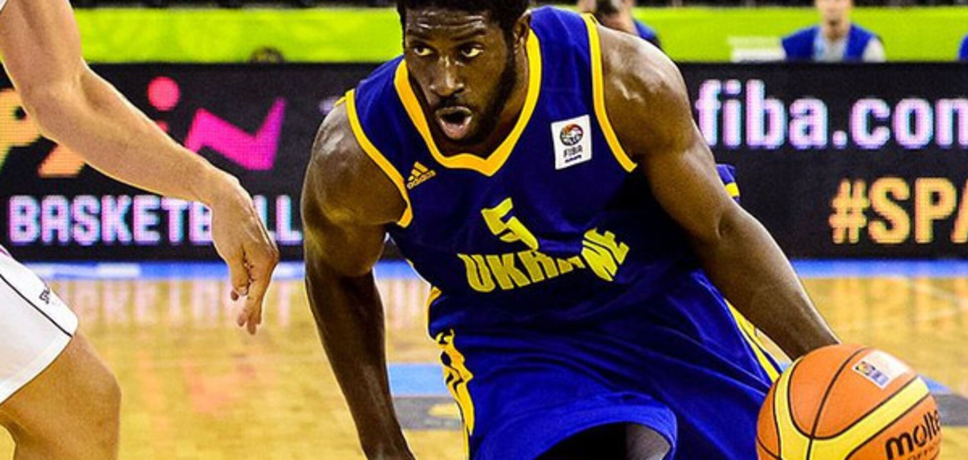 Официально: защитник сборной Украины перешел в турецкий клуб