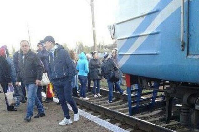 Перекрыли ж/д