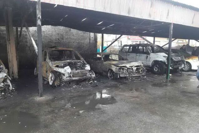 Пожар на парковке в Харькове