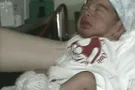 Полицейский, который спас младенца из мусорного бака, нашел его спустя 25 лет
