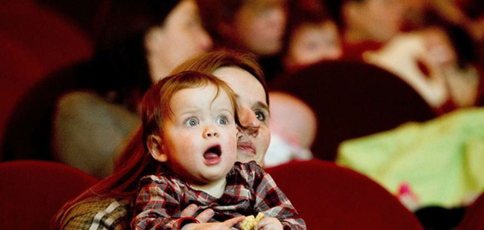 Киев для мам: еще один столичный кинотеатр начинает показ фильмов для родителей с малышами