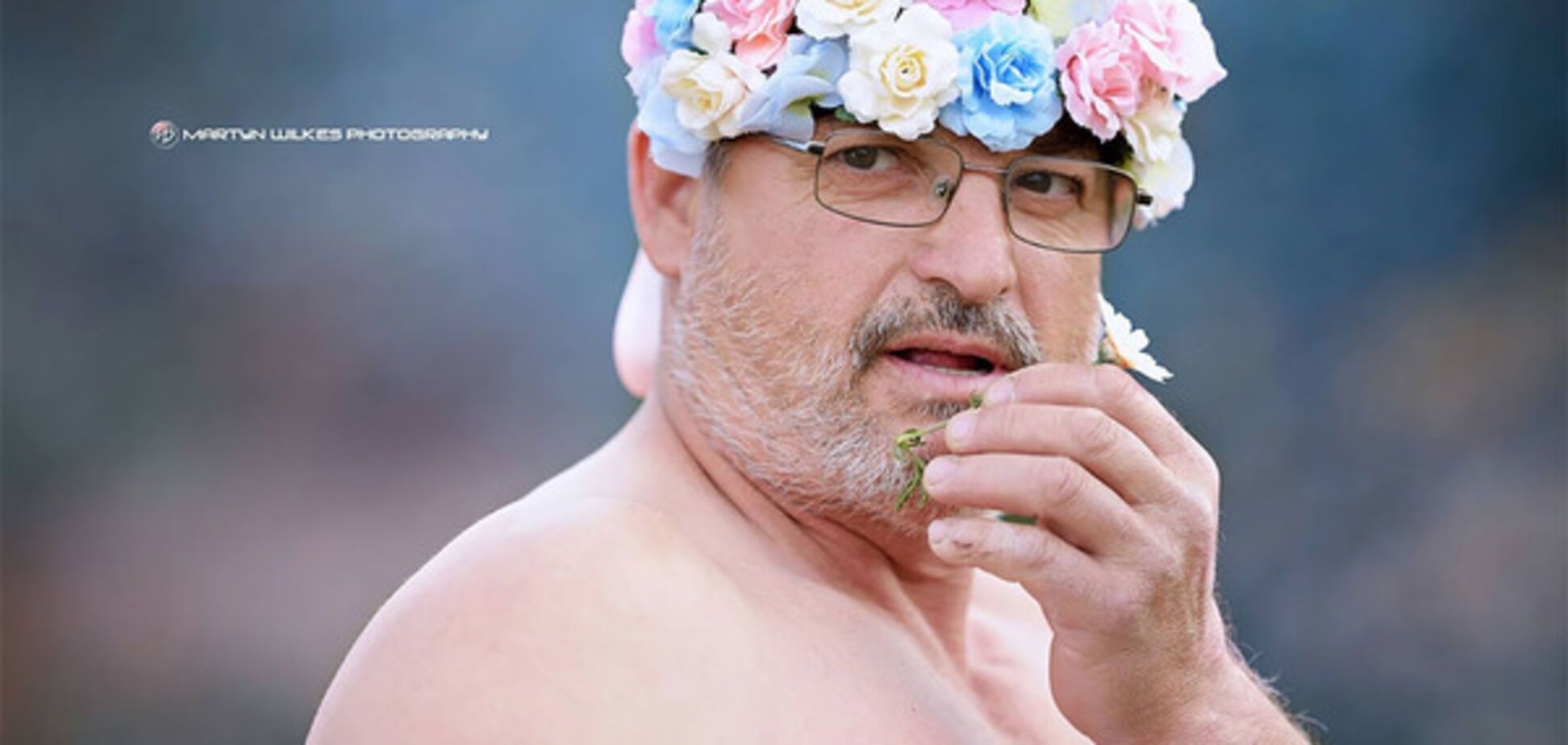 Беременный папа: креативная фотосессия покорила сеть