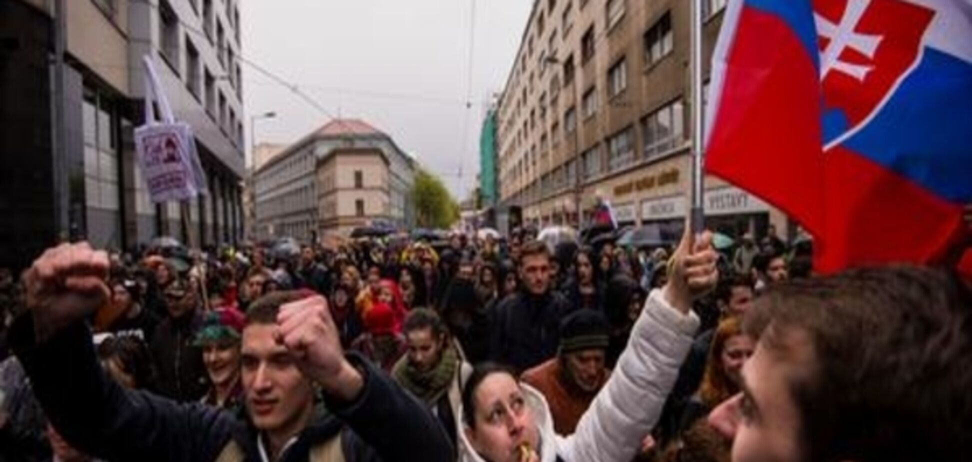 Тисячі словаків вийшли на демонстрацію проти корупції