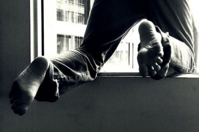 випав з вікна