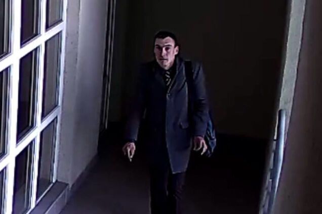 В Киеве вор в галстуке устроил жильцам многоэтажки 'мокрую жизнь'