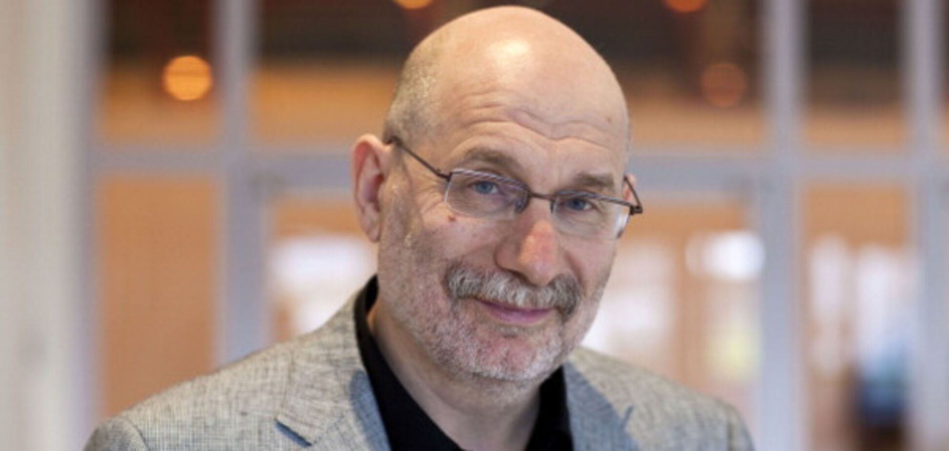 Борис Акунін