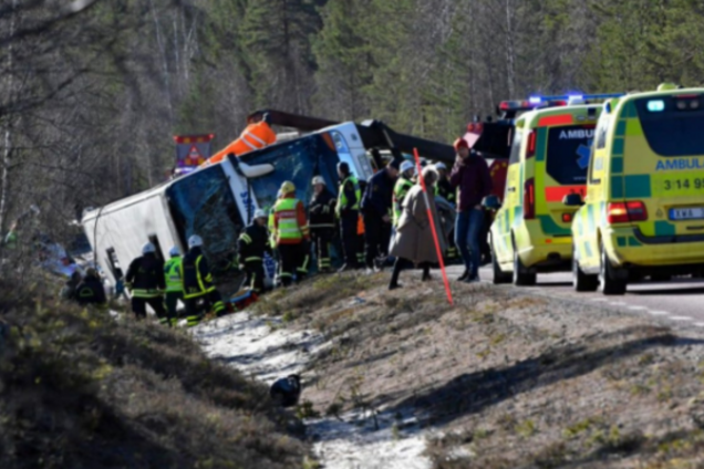 В Швеции разбился автобус с детьми: три жертвы, 28 раненых