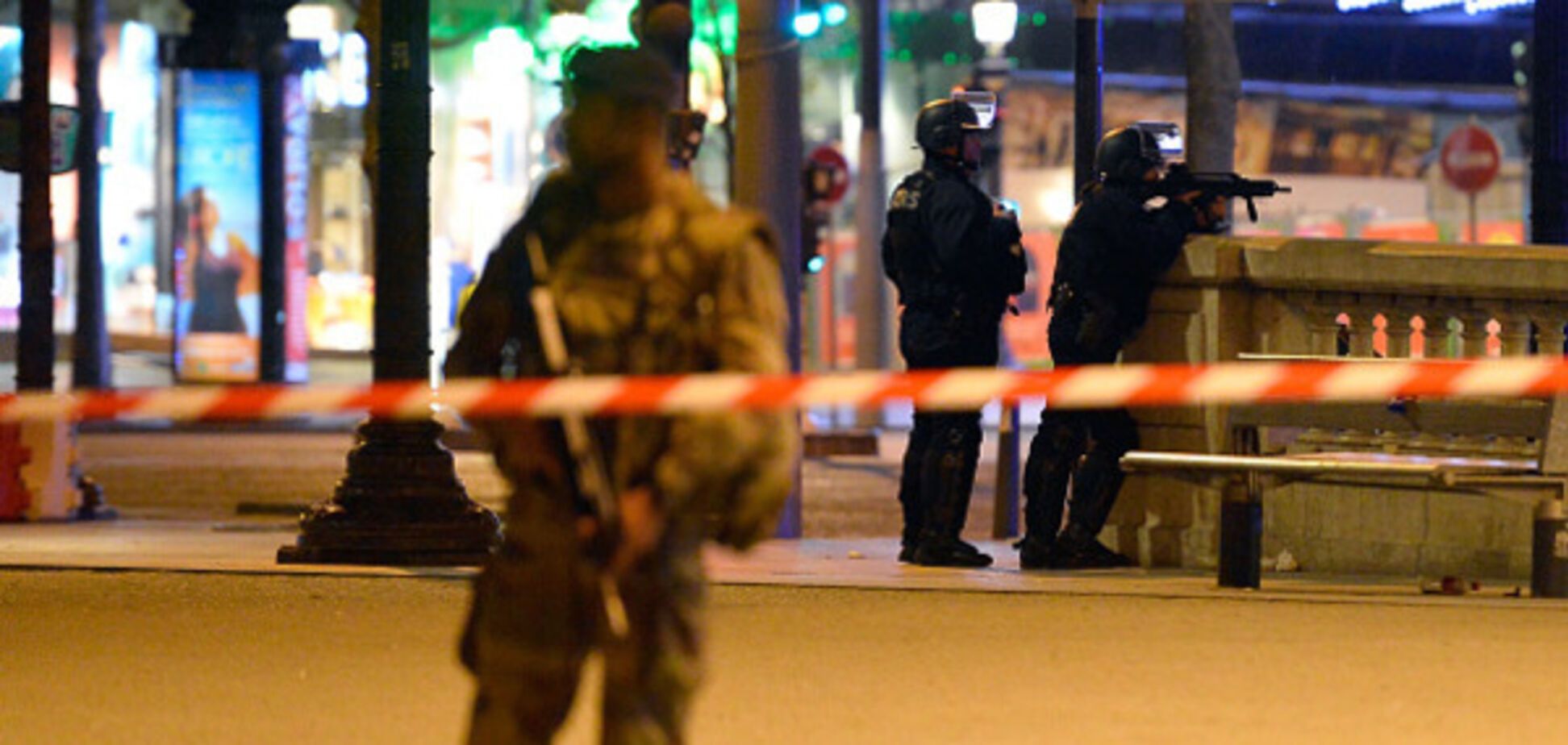 В центре Парижа произошла стрельба