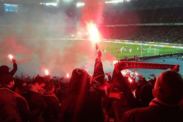 Драка болельщиков