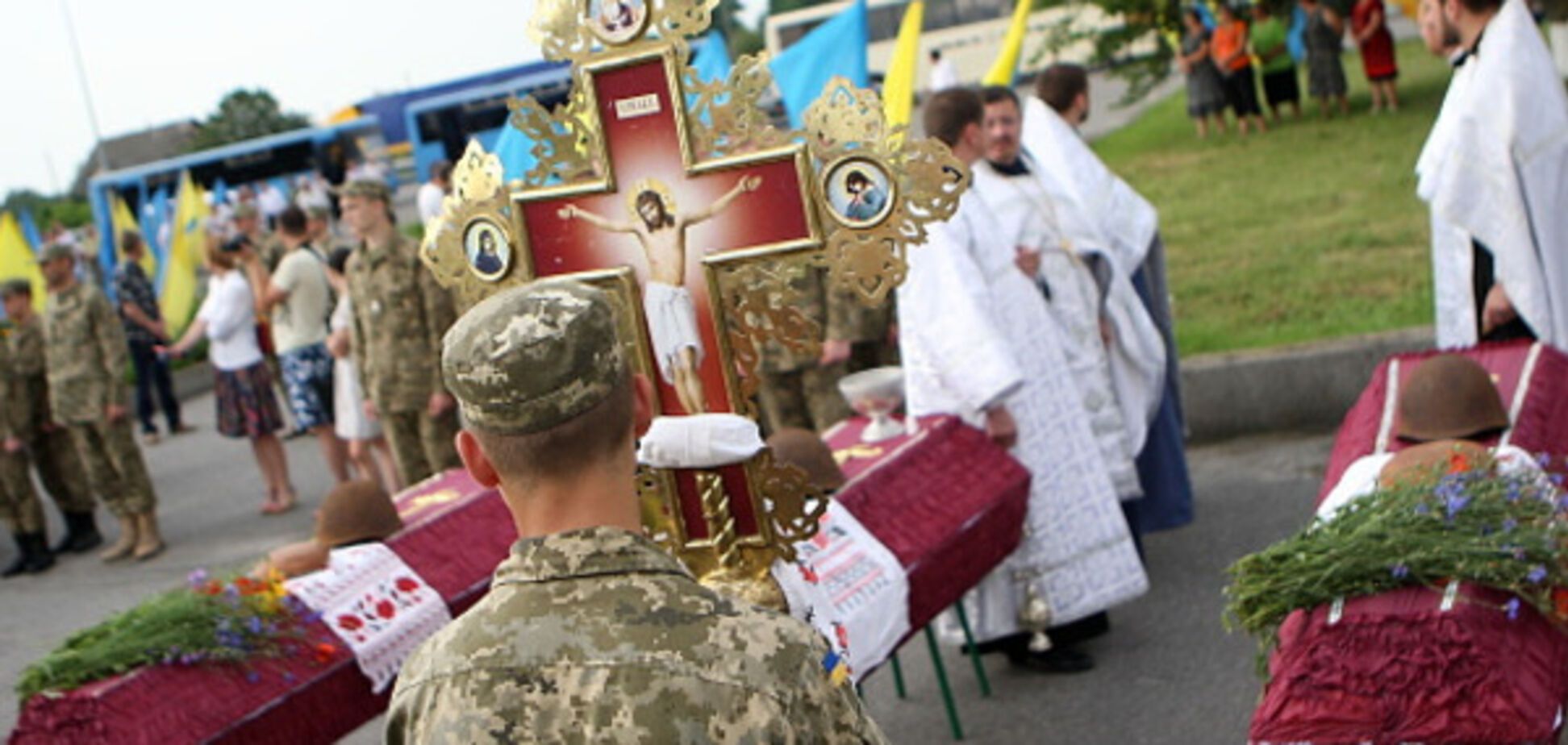 Где помянуть погибших героев АТО: составлена карта воинских захоронений