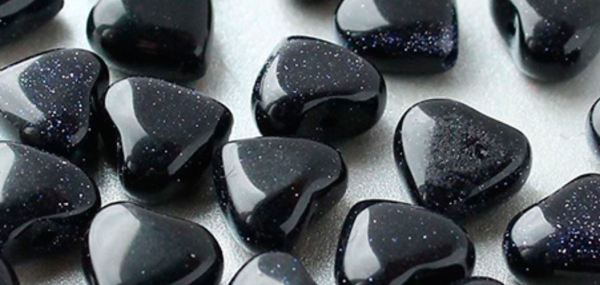 Как привлечь любимого человека с помощью натуральных камней