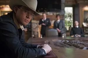 Кадр из фильма \"Kingsman: Золотое кольцо\"