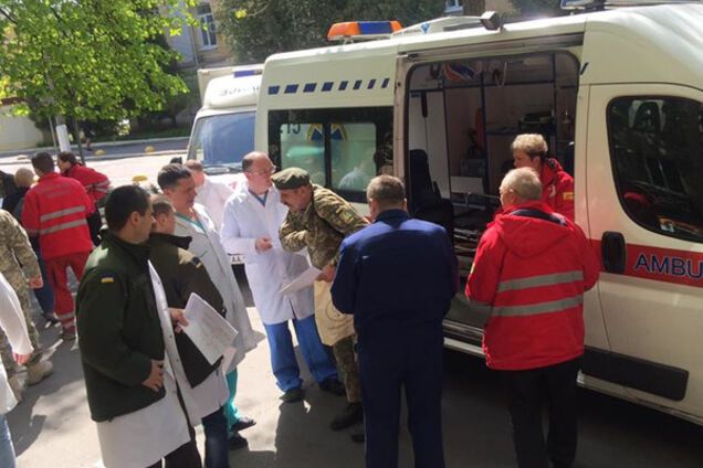 поранені військові