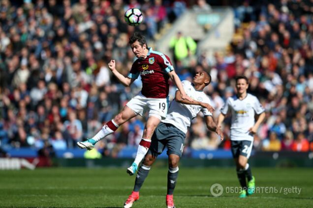 Джои Бартон