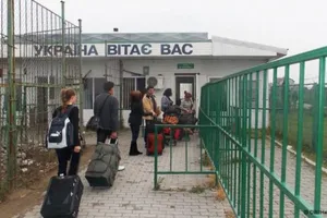 Вручение повесток на границе: в ВСУ объяснили "новшество" военкомов