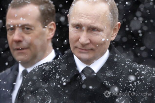 Медведев и Путин