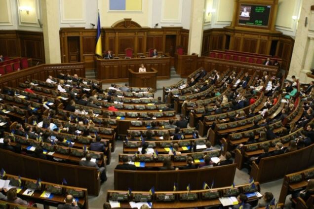 Тарифы, МВФ, перезапуск экономики: политологи озвучили повестку нового политсезона в Украине