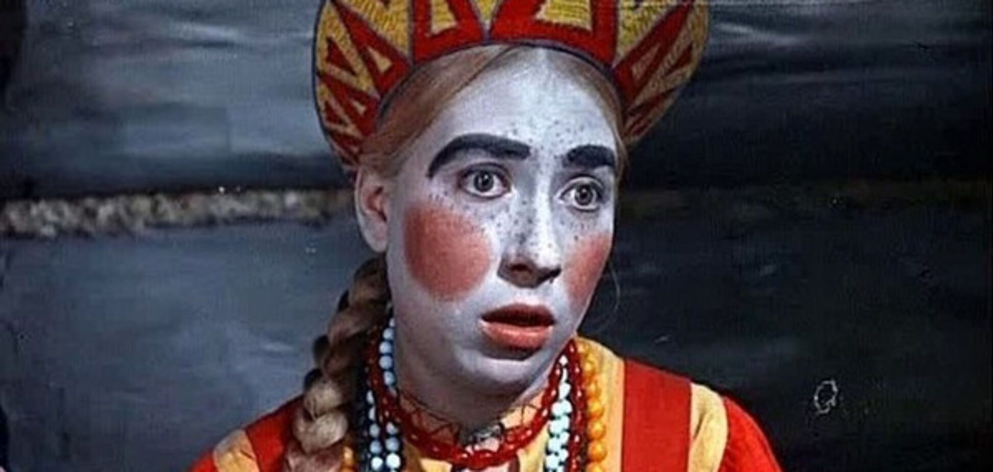 Инна Чурикова