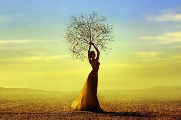 Гармонія, жінка