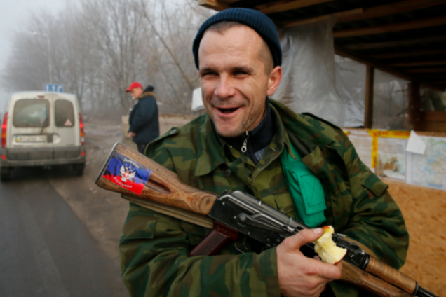 Есть погибшие: разведка рассказала о пьяных развлечениях террористов 'ДНР'