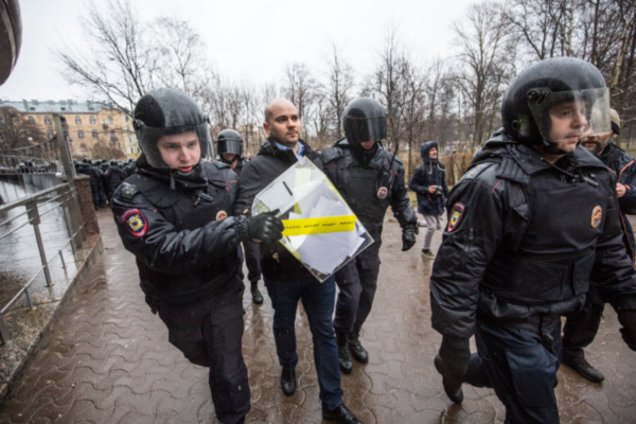 Задержания в России