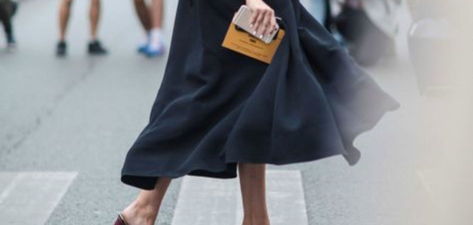 Модный обувной тренд – туфли мюли