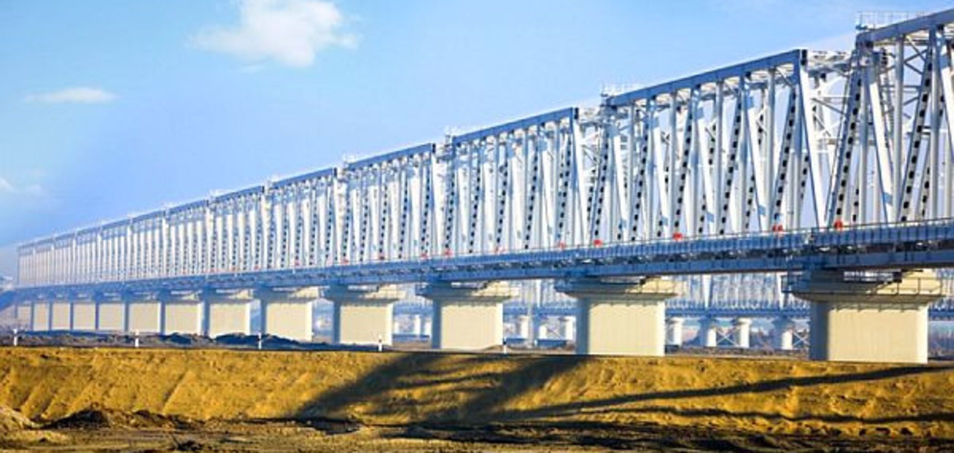 'Альтком' построил мосты через Амударью в Туркменистане