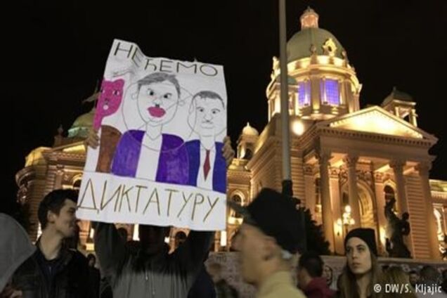 Сербія після виборів: протестувальники озвучили вимоги до Вучича