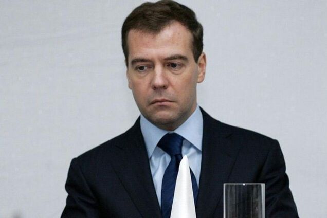 Медведев и компот