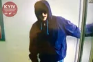 В Киеве произошел налет на кредитное кафе: камера "засветила" бандита