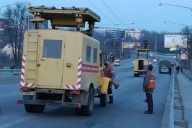 Очередное ДТП на запорожской дамбе: есть пострадавшие (ФОТО)