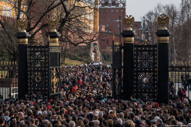 Москва, митинг в память погибших, взрыв в метро в Питере