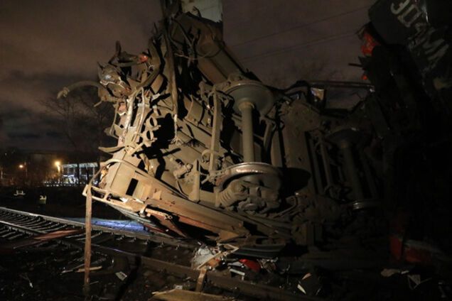 В Москве случилась крупная ж/д авария: все подробности, фото и видео