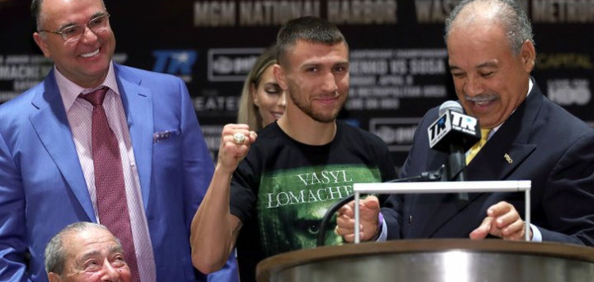 Василий Ломаченко