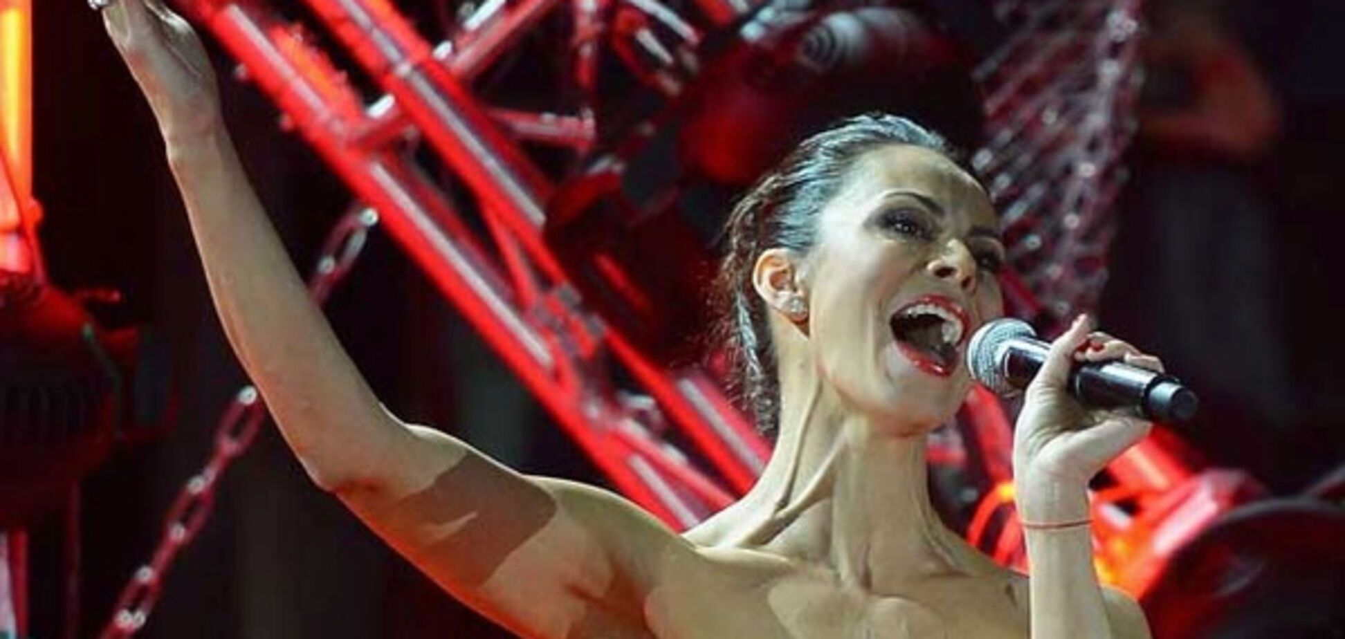 Не муж: жена Кличко хитро ответила на вопрос, кто ее спонсирует