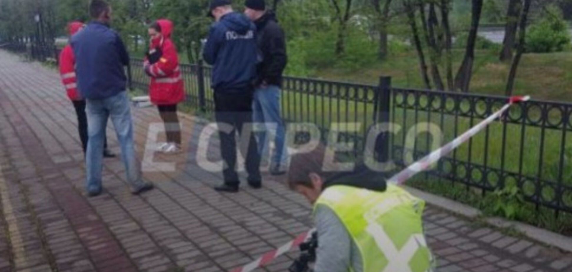 Поезд переехал мужчину в Киеве