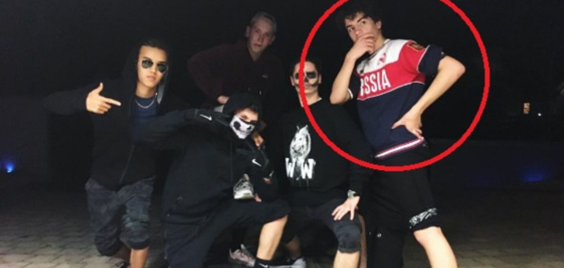 Скандал с футболкой RSSIA: в сети потроллили защитников сына Порошенко