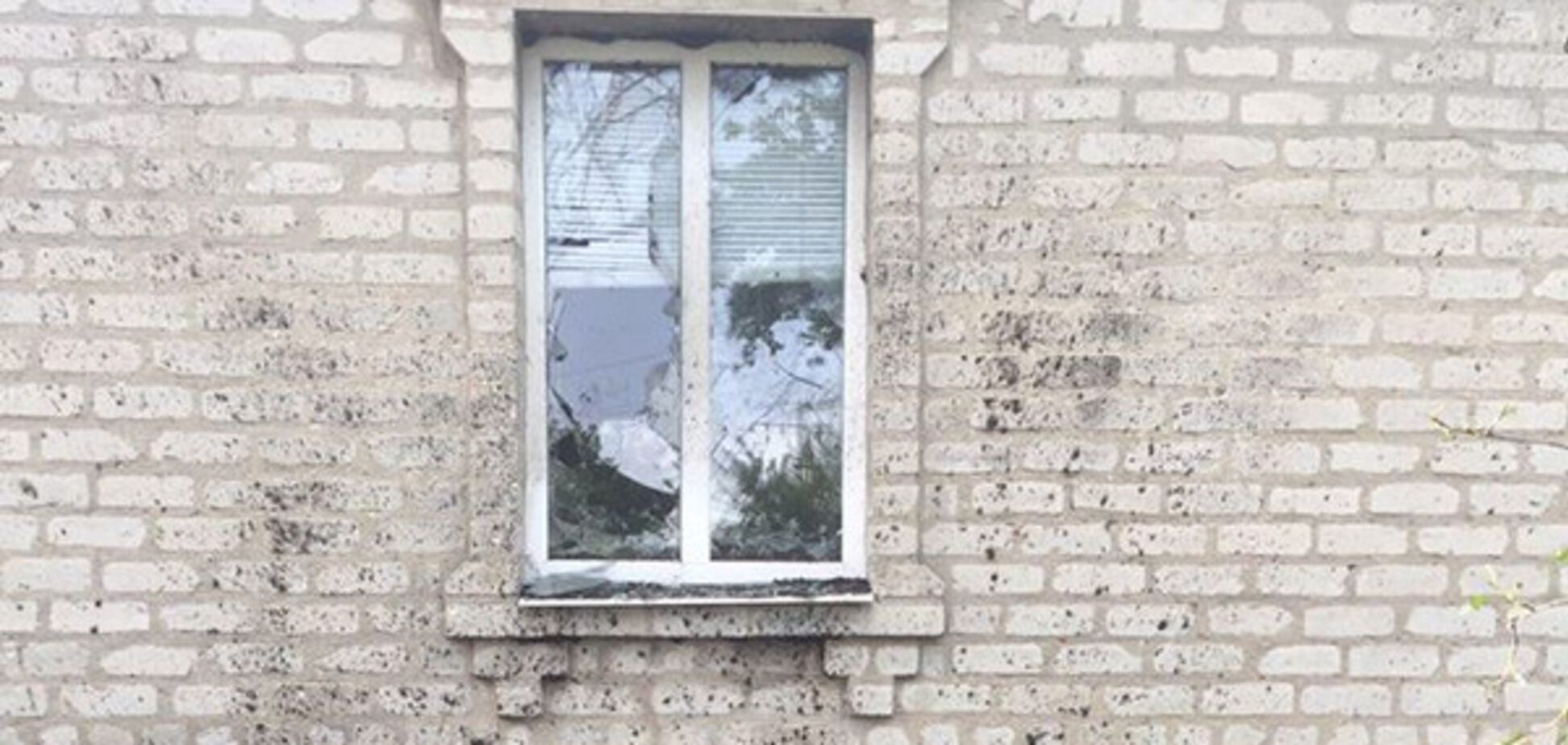 Стреляли во время похорон: появились фото последствий обстрела Авдеевки террористами 'ДНР'