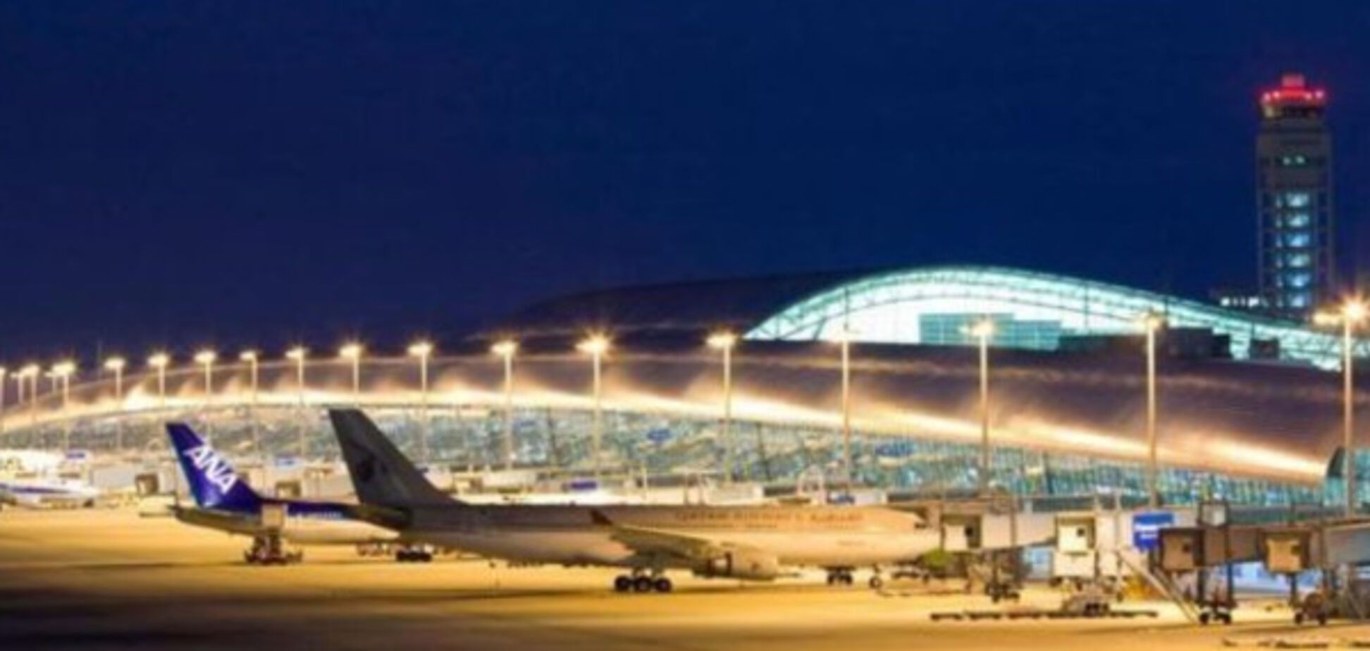 Международный аэропорт Кансай, Терминал 1, Осака, Япония