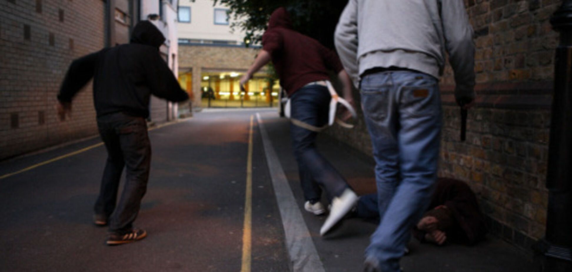 Уличная преступность и дети: как бороться с угрозами