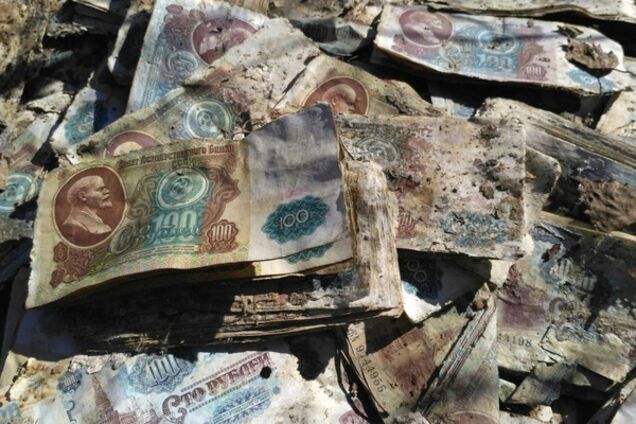 Вантажівки банкнот: у покинутій ракетній шахті Підмосков'я знайшли схованку СРСР