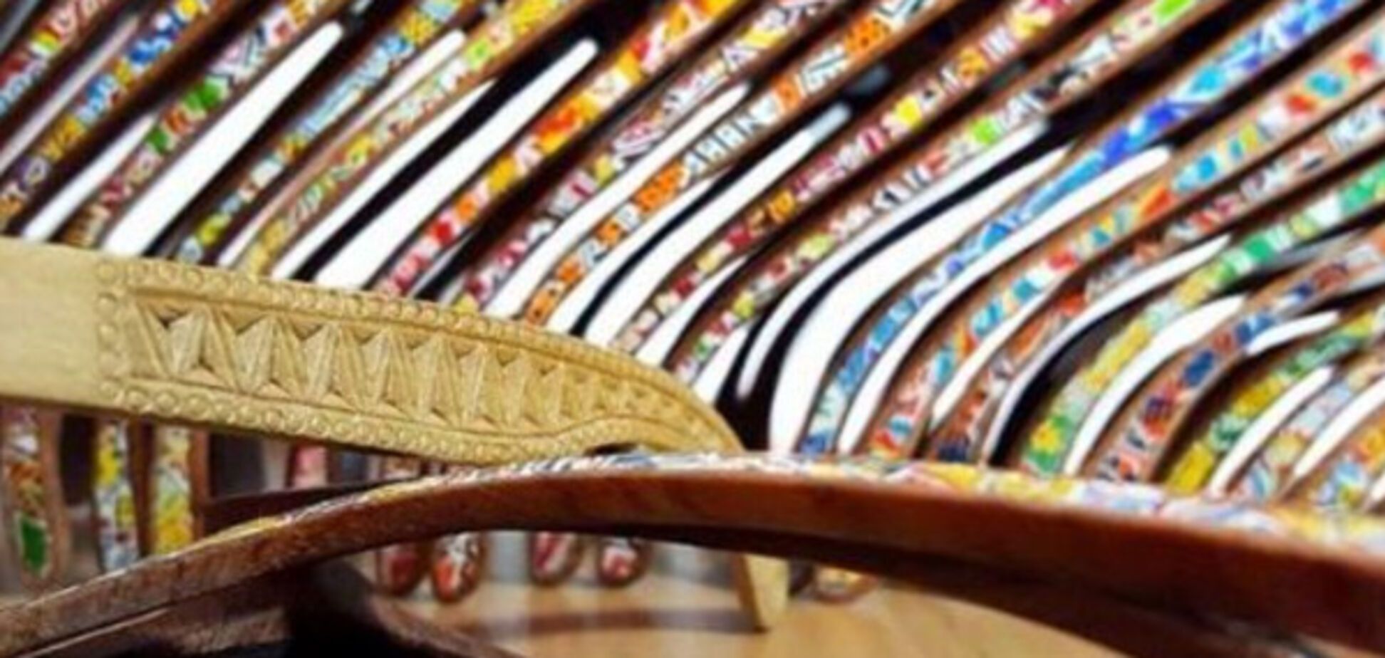 Гуцульські окуляри підкорюють Голівуд: американські зірки вже носять