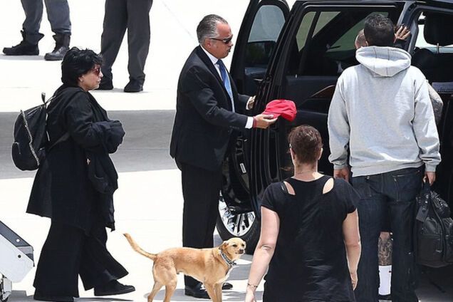 Теракт на концерте Арианы Гранде: появились первые ее фото сразу после инцидента