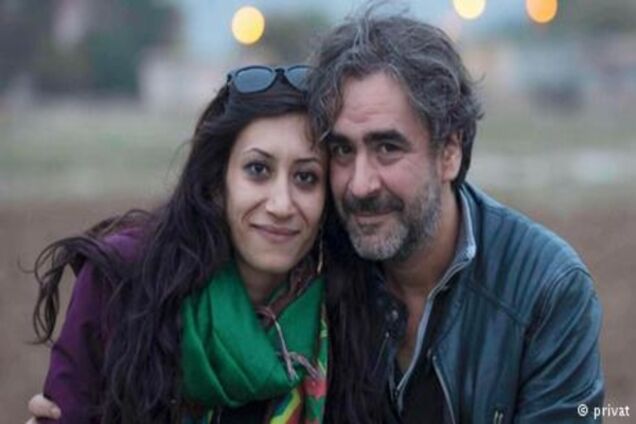 100 днів під вартою німецького журналіста в Туреччині: дружина заявляє про порушення прав людини