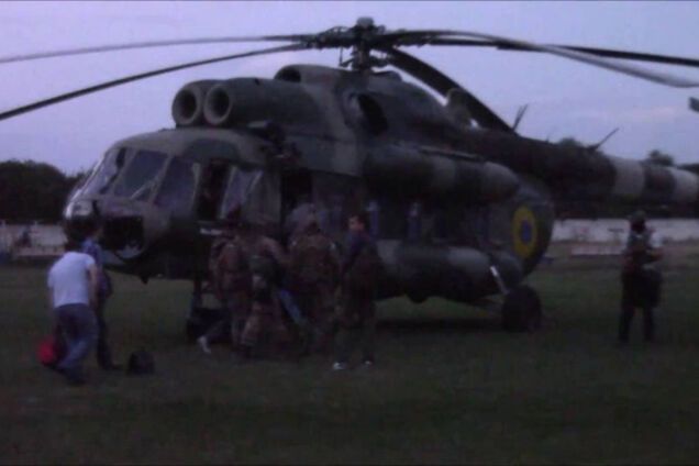 Унікальна спецоперація: по всій Україні йдуть обшуки і затримання