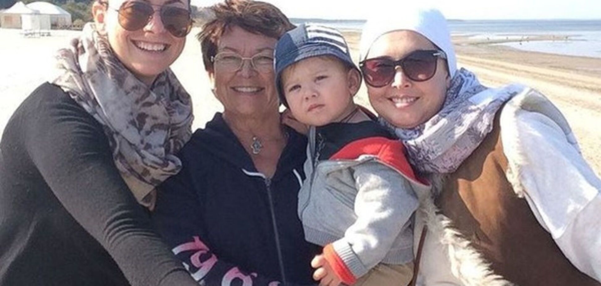 Наталья, Ольга и Жанна Фриске с Платоном