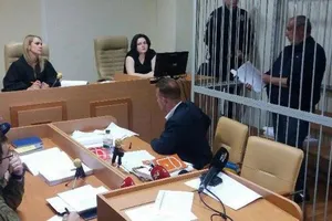Засідання в Печерському суді по податківцям